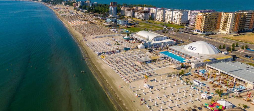 Lakeview Flats Summerland Мамая Екстериор снимка