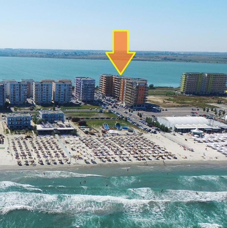 Lakeview Flats Summerland Мамая Екстериор снимка