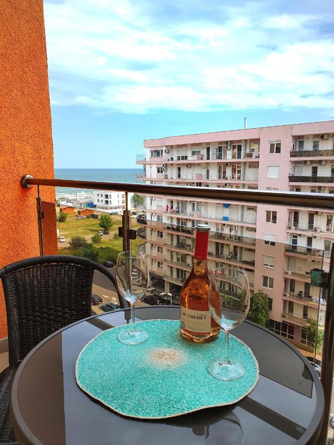 Lakeview Flats Summerland Мамая Екстериор снимка